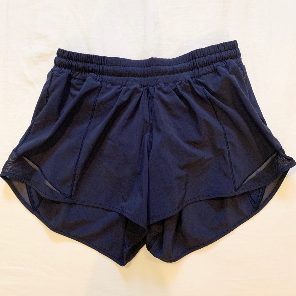 Lululemon Hotty Hot shorts 4" Navy